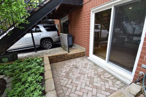 1840 Diversey Pkwy, Chicago IL 60614-1012 exterior