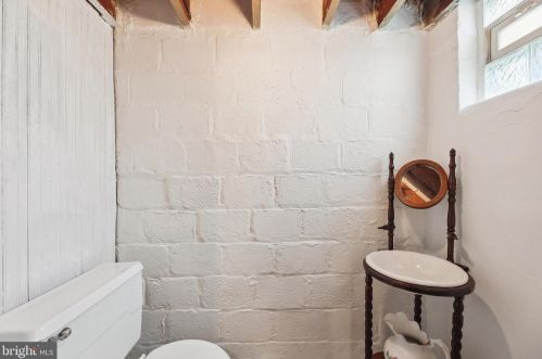 4116 10 St, Washington DC 20002-3719 exterior