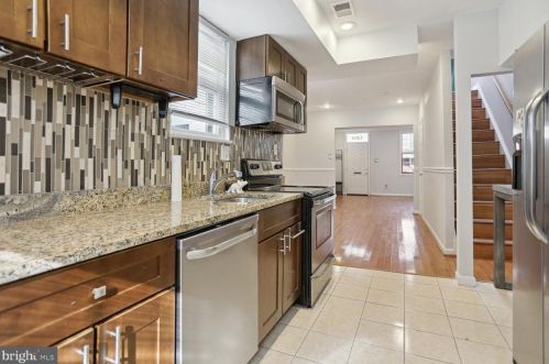 1261 U St, Washington DC  20020-7011 exterior