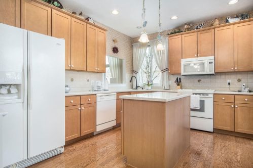 6822 Windflower Way, Meskegon MI 49444-7752 exterior