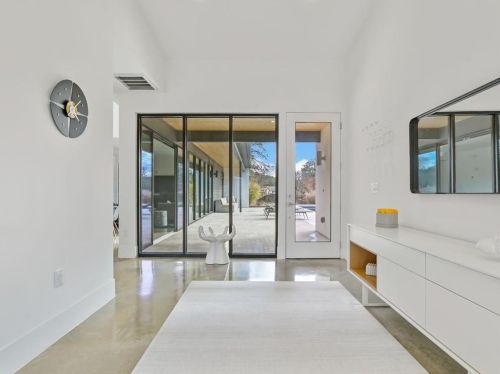 5708 Driftwood Dr, Austin TX 78731-2642 exterior