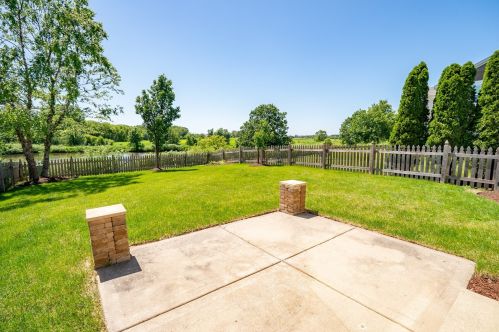 2921 Strauss Ct, Bull Valley IL 60098-8076 exterior