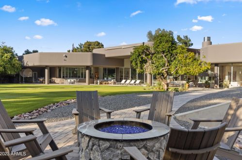 2111 Colter St, Phoenix AZ  85015-2821 exterior