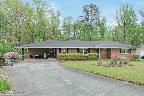 4046 Phils Ct, Tucker, GA 30084-7525