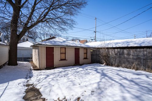 2129 30th St, Milwaukee WI  53215-2430 exterior