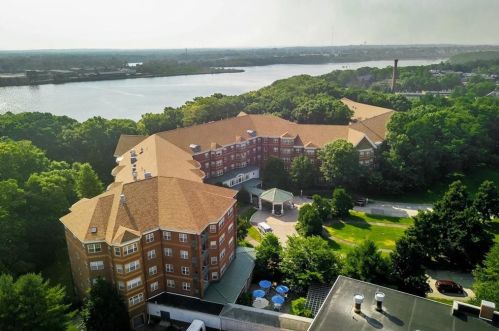 355 Blackstone Blvd, Providence RI  02906-4946 exterior