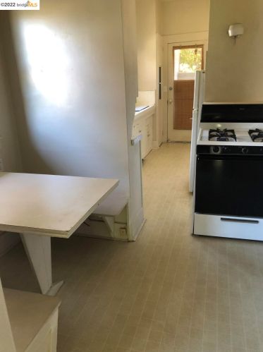 2541 Dana St, Berkeley CA 94704-2816 exterior