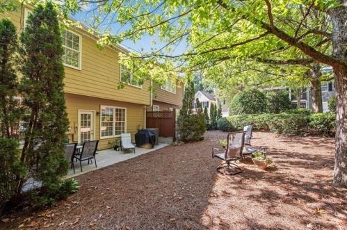 2399 Meadow Falls Ln, Duluth GA 30097-4086 exterior