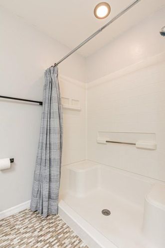 3730 27 Ave, Naples FL 34120-8945 exterior