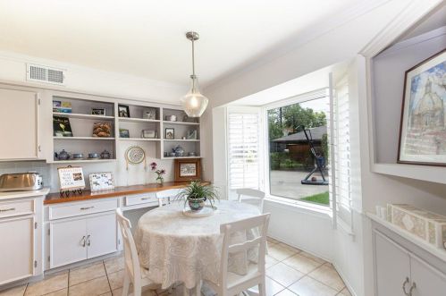 14140 Edgecrest Dr, Dallas TX 75254-2803 exterior