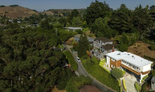 85 Shelley Dr, Mill Valley CA 94941-1579 exterior