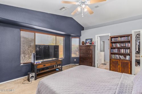 3816 74 Dr, Phoenix AZ 85033-2556 exterior