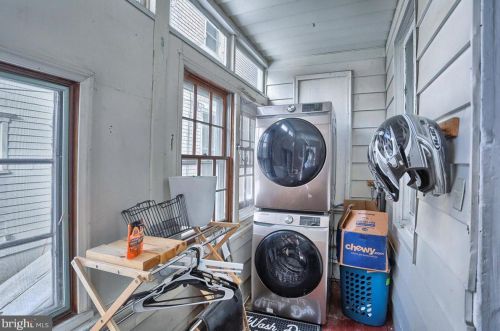 134 Cherry St, Slatington PA 18080-2005 exterior