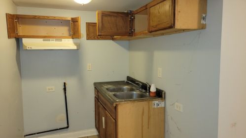 4713 Damen Ave, Chicago IL 60625-1511 exterior