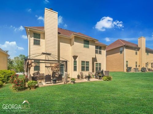 3968 Margaux Dr, Atlanta GA exterior