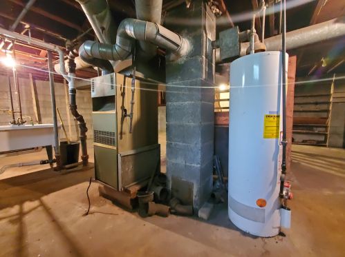 5680 60th St, Milwaukee WI  53218-2428 exterior