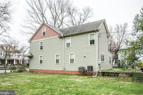 245 Hanover St, Pottstown PA  19464-5303 exterior