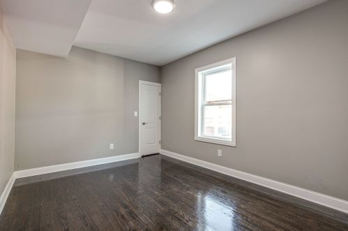 3048 80th St, Chicago IL  60617-1437 exterior