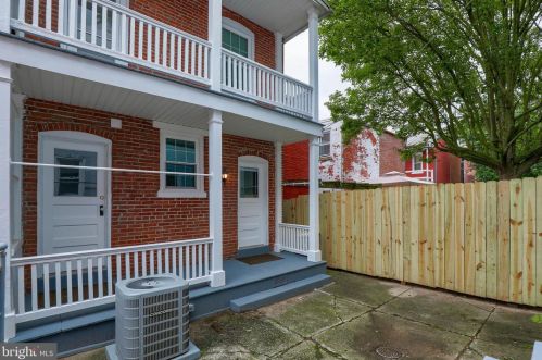 22 Caroline St, Lancaster PA  17603-5104 exterior