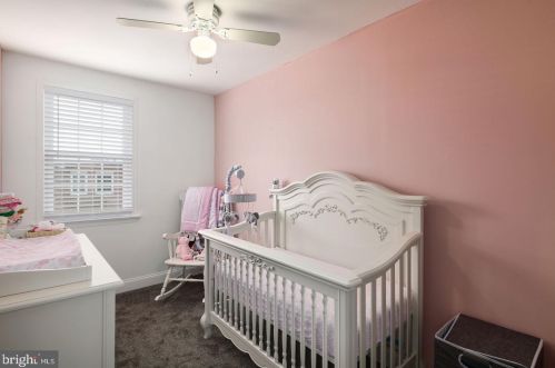 8615 Jackson St, Philadelphia PA  19136-2107 exterior