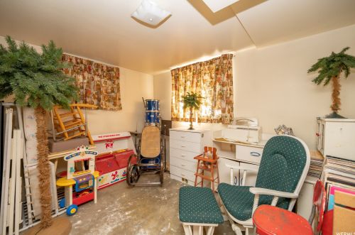 9425 170, Sandy UT 84070-3317 exterior