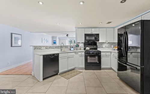 5250 Maris Ave, Alexandria VA exterior