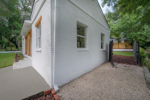 7202 15th St, Tampa FL  33610-1210 exterior