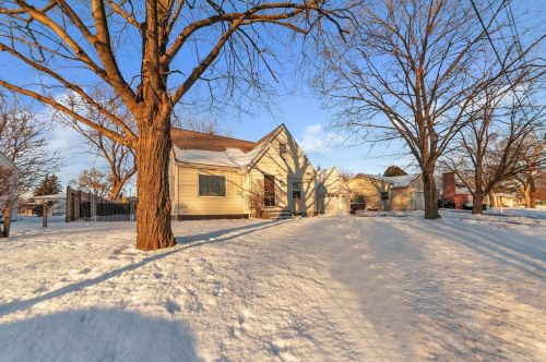 3095 27th St, Wyoming, MI