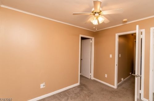 150 Madison Trl, Hopatcong NJ  07843-1519 exterior