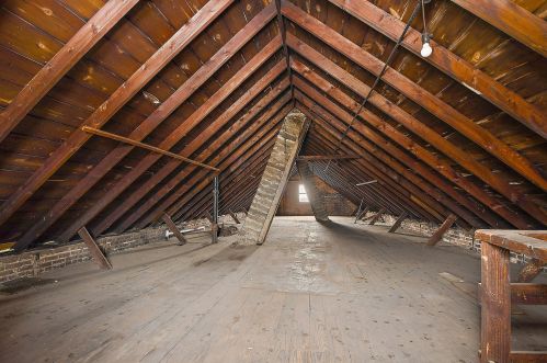 4403 Sacramento, Chicago IL 60625-3856 exterior