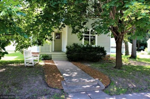 703 Linden St, Stillwater MN  55082-4727 exterior