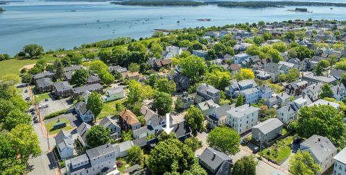 49 Montreal St, Portland, ME 04101-2706