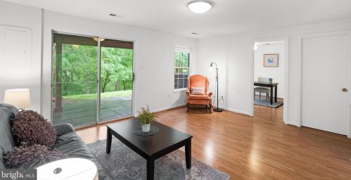 1633 Hugo Cir, Silver Spring MD 20906-5922 exterior