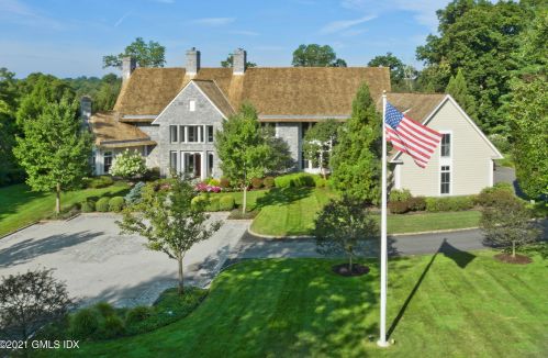 34 Meadowcroft Ln, Greenwich, CT 06830-3823