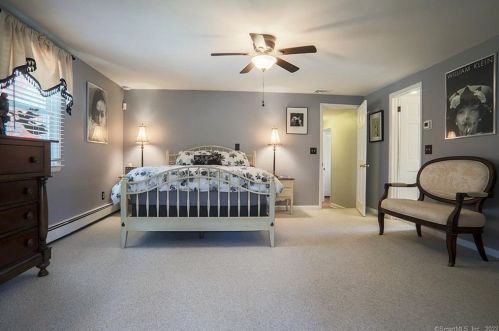 27 Geneva Rd, Norwalk CT 06850-2723 exterior