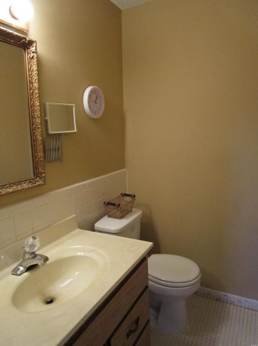 8768 Santa Bella Dr D, Hazelwood MO 63042-2918 exterior