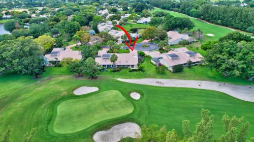 82 Hampshire Ln, Boynton Beach FL 33436-7414 exterior