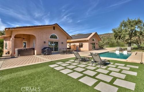 44350 Tortuga Rd, Temecula CA exterior