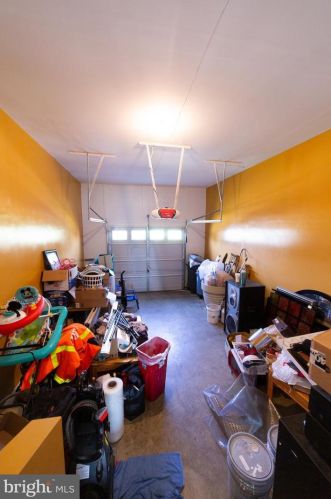 280 Kentshire Dr, Lancaster PA 17603-8851 exterior