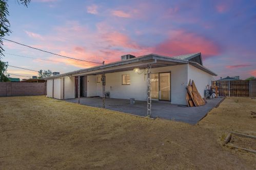 13435 31st Dr, Phoenix, AZ 85029-1203