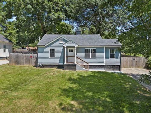 1731 Madrona St, Atlanta GA  30318-6427 exterior