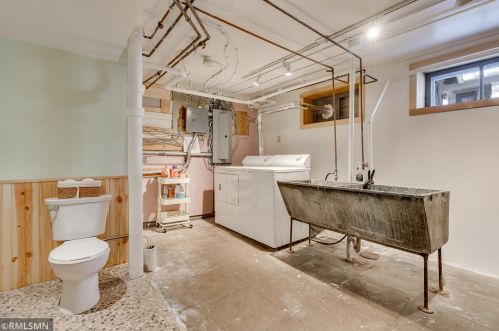 29 Fry St, Saint Paul MN 55104-3703 exterior