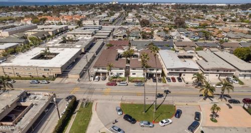 5441 Perkins Rd, Oxnard CA 93033-8833 exterior