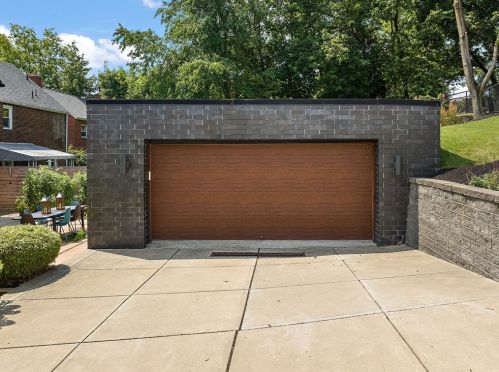 6338 Bryant St, Pittsburgh PA  15206-1703 exterior