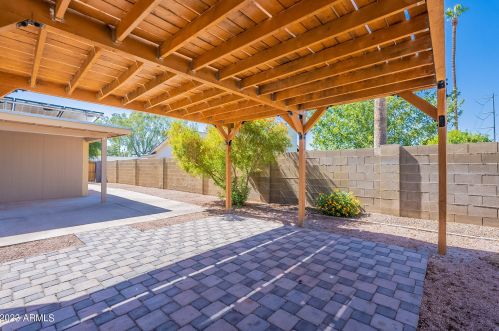 2604 Summit Pl, Chandler AZ 85224-1036 exterior