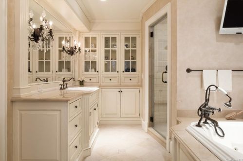 26 Day Rd, Armonk NY 10504-2408 exterior