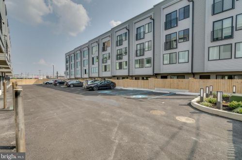 2612 Hagert St, Philadelphia PA 19125-1209 exterior