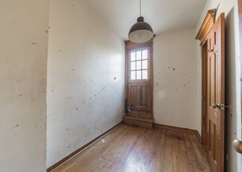 2452 Lexington St, Chicago IL 60612-3428 exterior