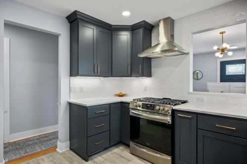 1858 Rutledge St, Madison WI  53704-5543 exterior