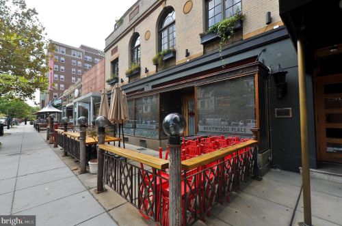 780 Lamont St, Washington DC  20010-1527 exterior